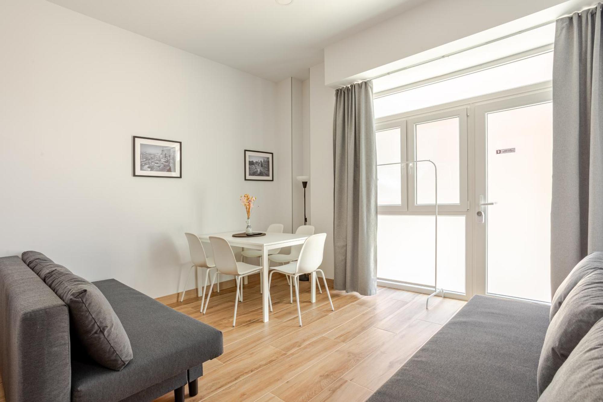Nuevo Apartamentos Costa Del Alma Валенсия Екстериор снимка